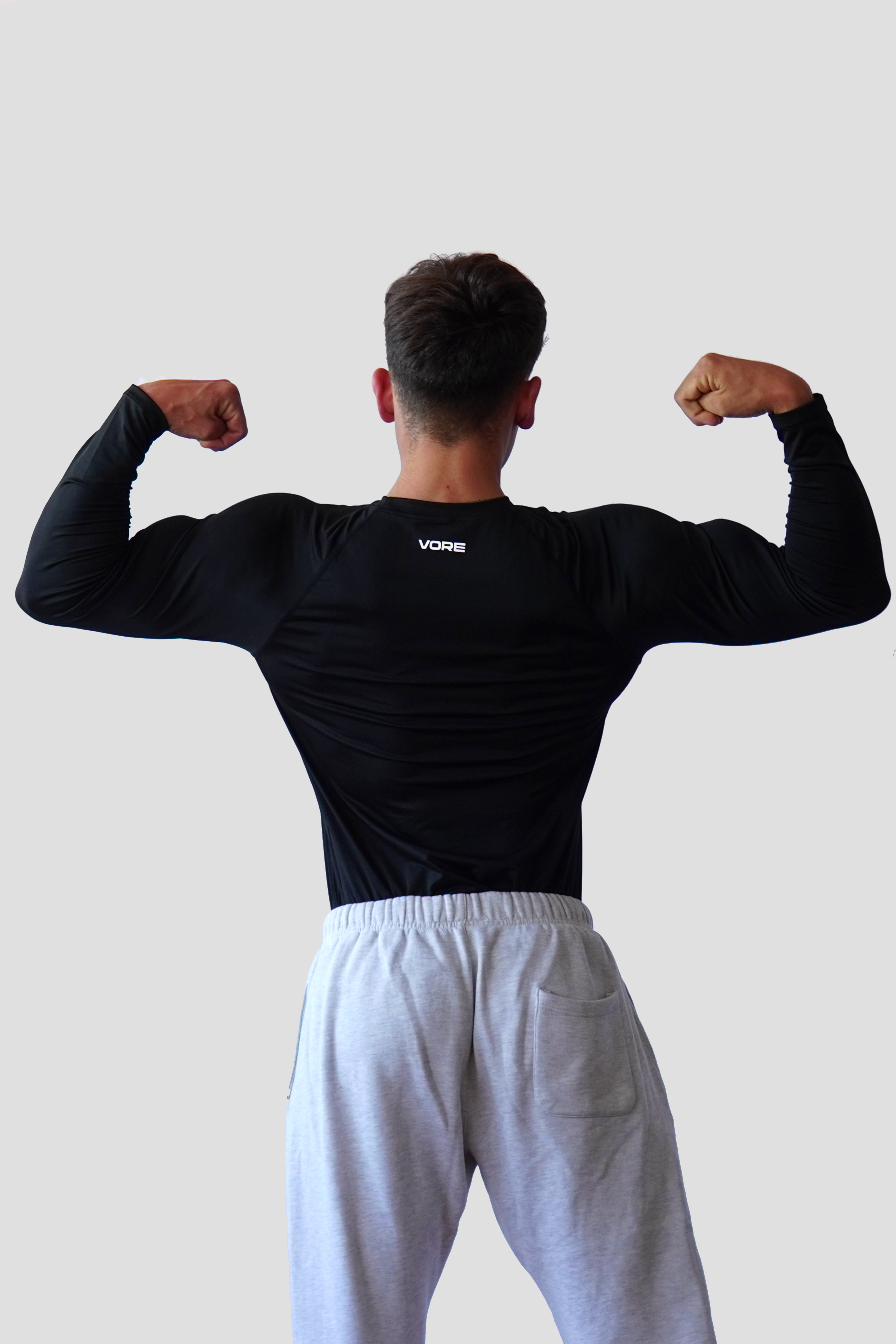 CAMISETA COMPRESIVA LARGA NEGRA