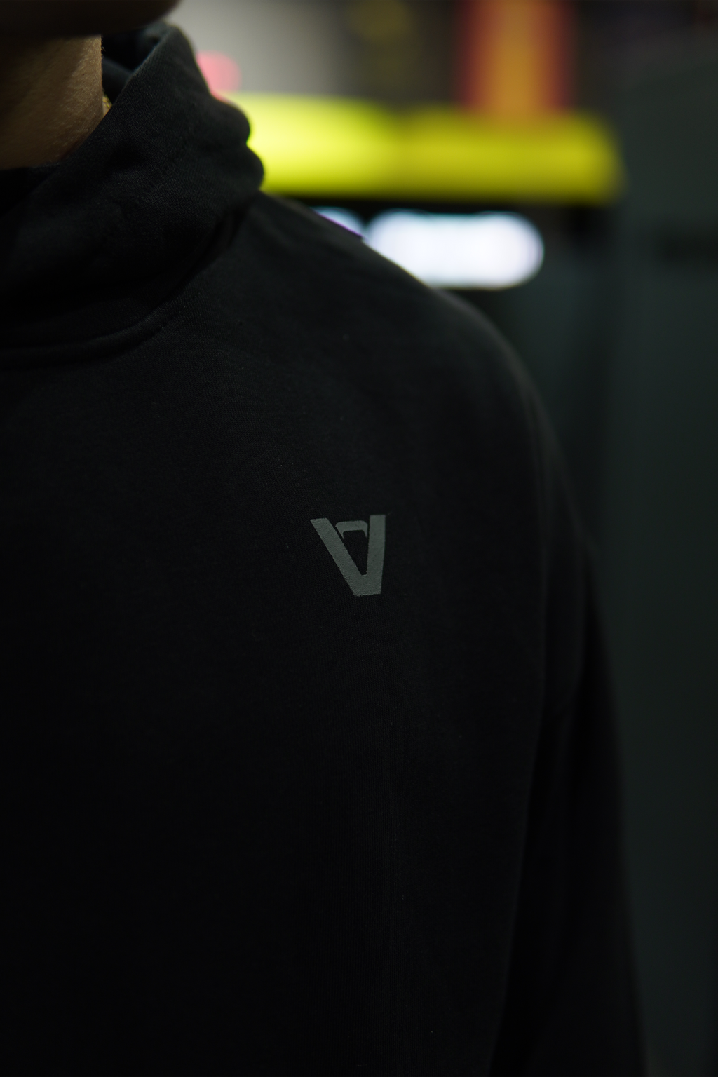 SUDADERA MADE FOR NEGRA