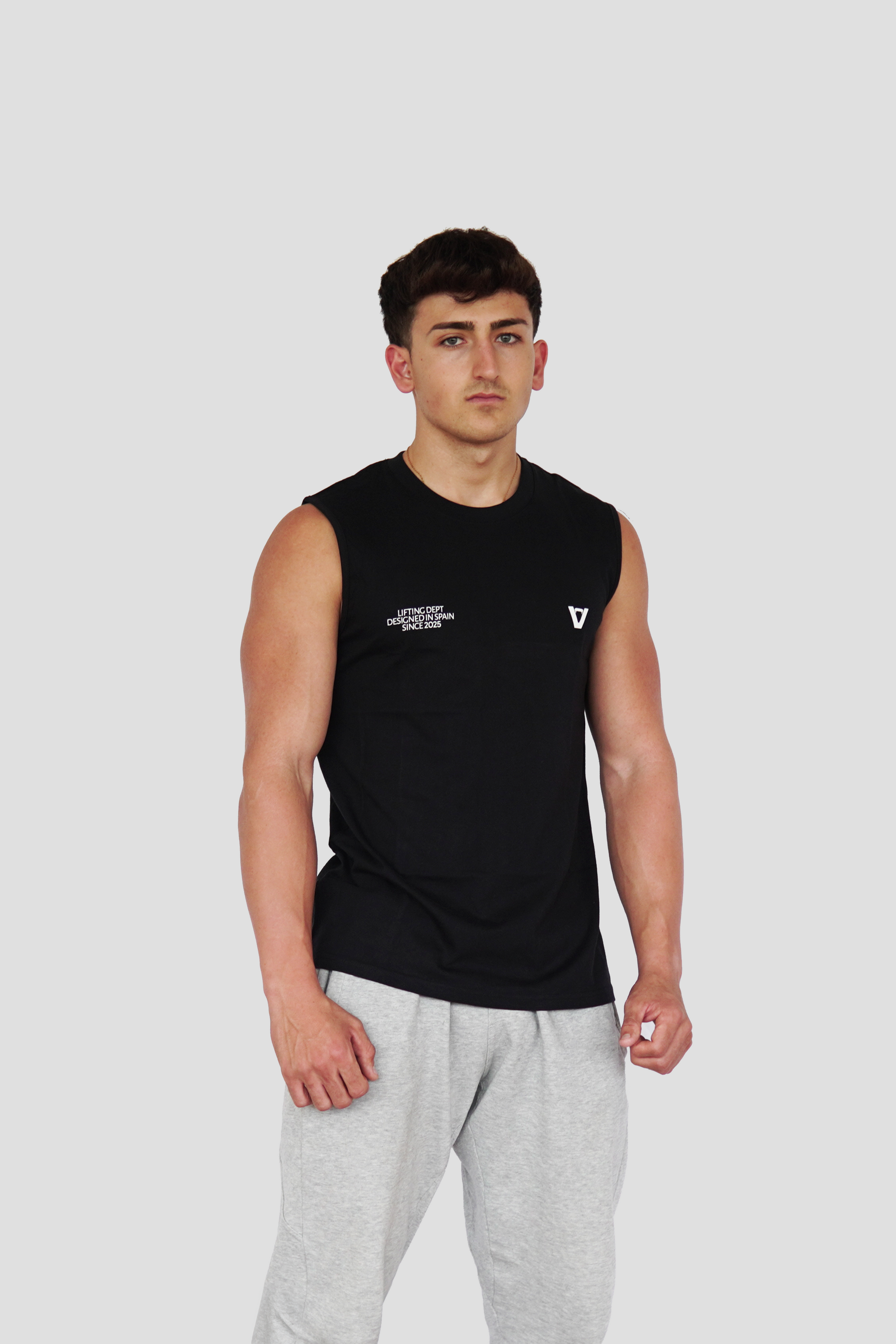 CAMISETA SIN MANGAS MADE FOR NEGRA